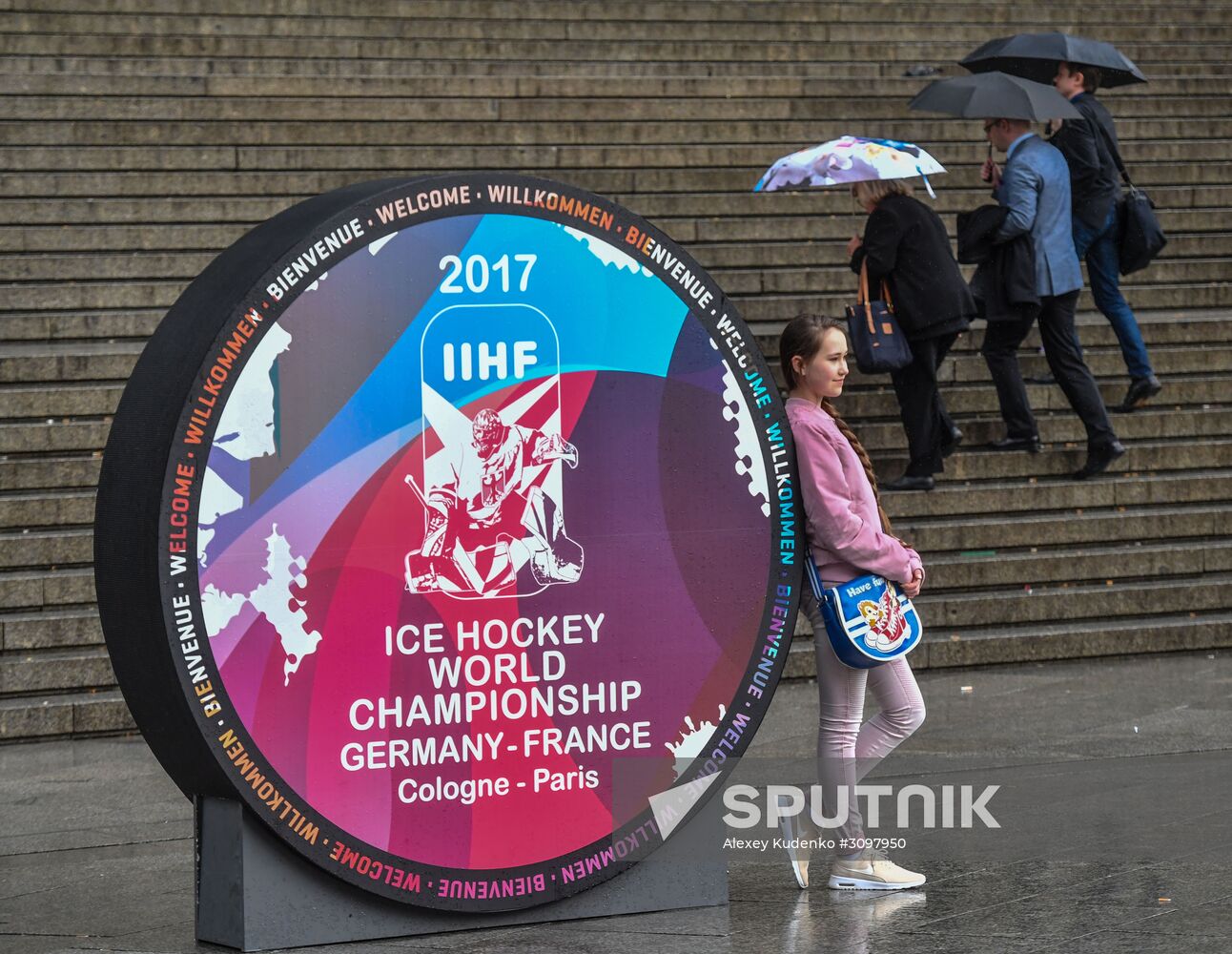 Cities of the world. Cologne