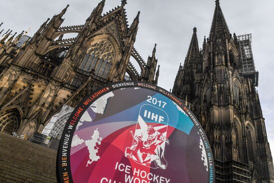 Cities of the world. Cologne