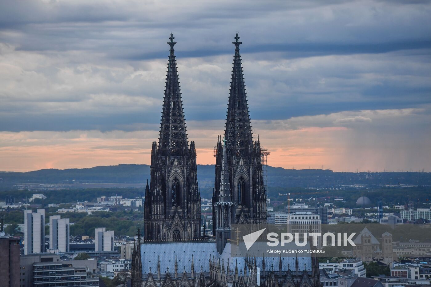 Cities of the world. Cologne