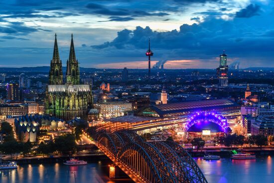 Cities of the world. Cologne