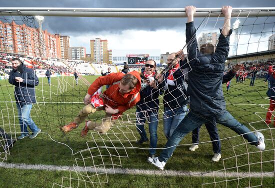 Football. Russian Premier League. Amkar vs. Spartak