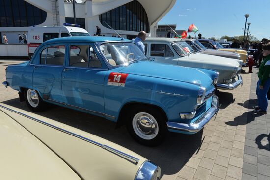 Parade of retro cars in Minsk