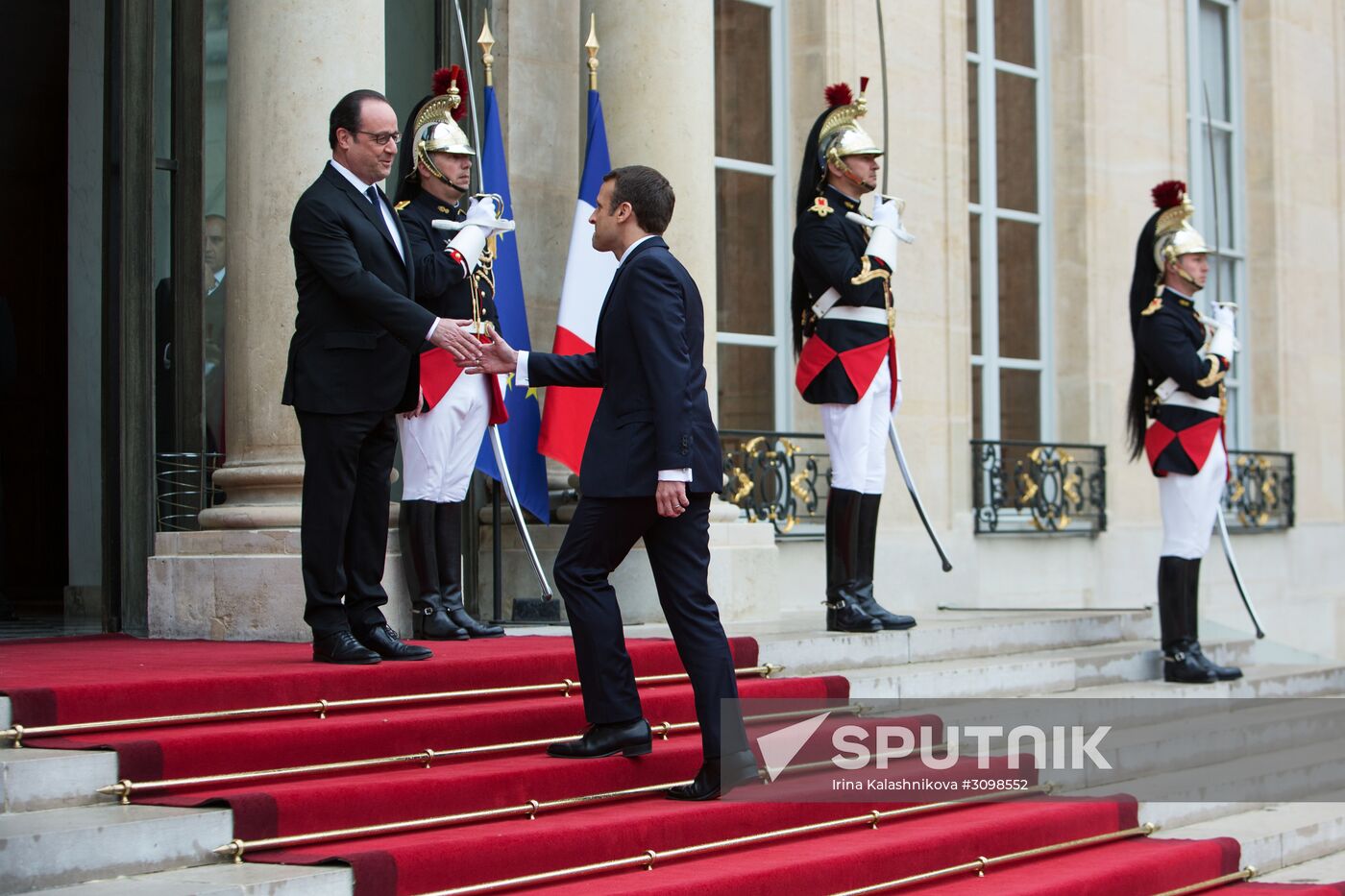 Emmanuel Macron inaugurated as French President