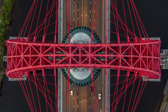Zhivopisny Bridge in northwest Moscow