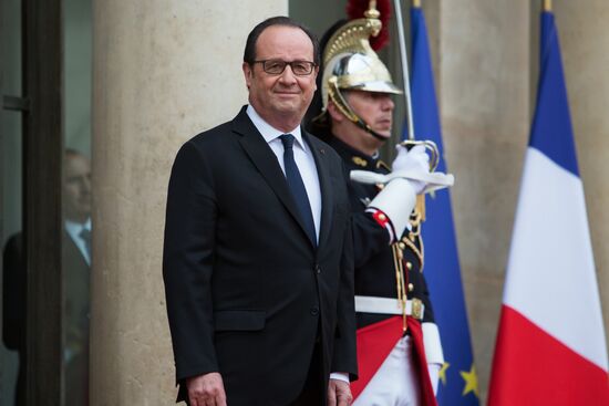 Emmanuel Macron inaugurated as French President