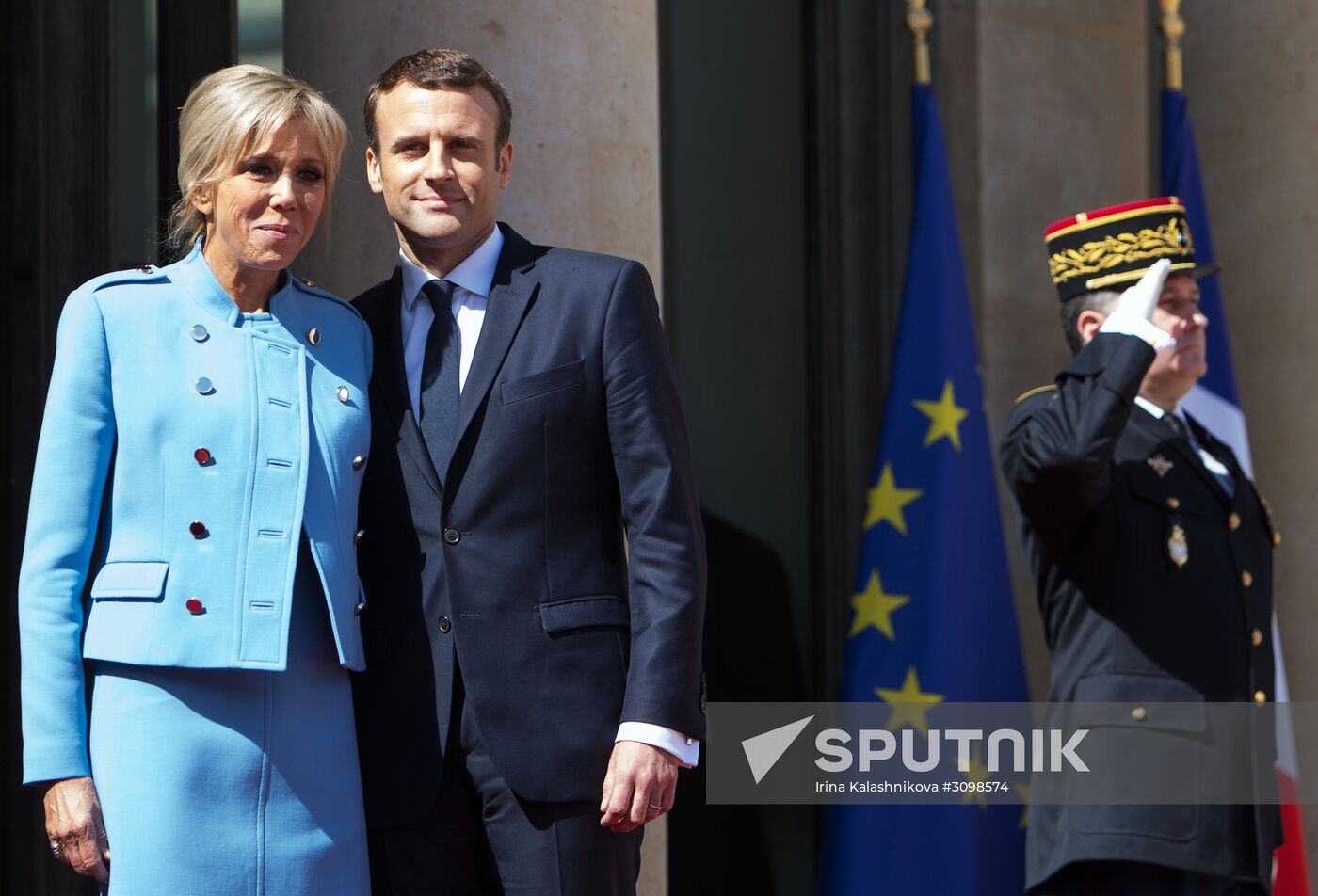 Emmanuel Macron inaugurated as French President