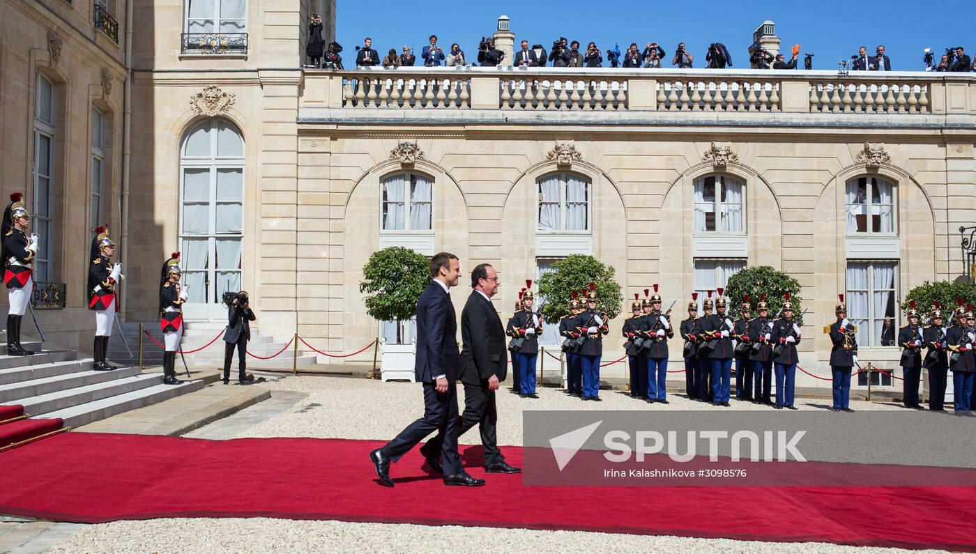 Emmanuel Macron inaugurated as French President