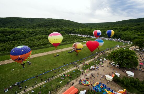 Abinsk Riviera aeronautics festival in Krasnodar Territory