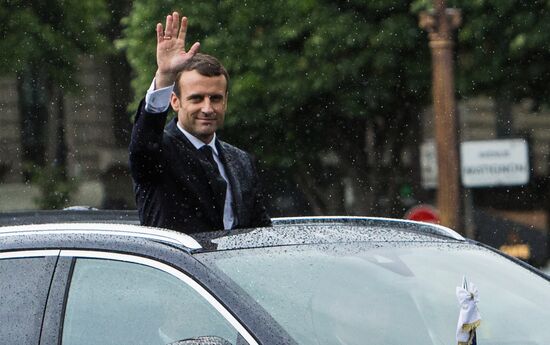Emmanuel Macron sworn in as French President