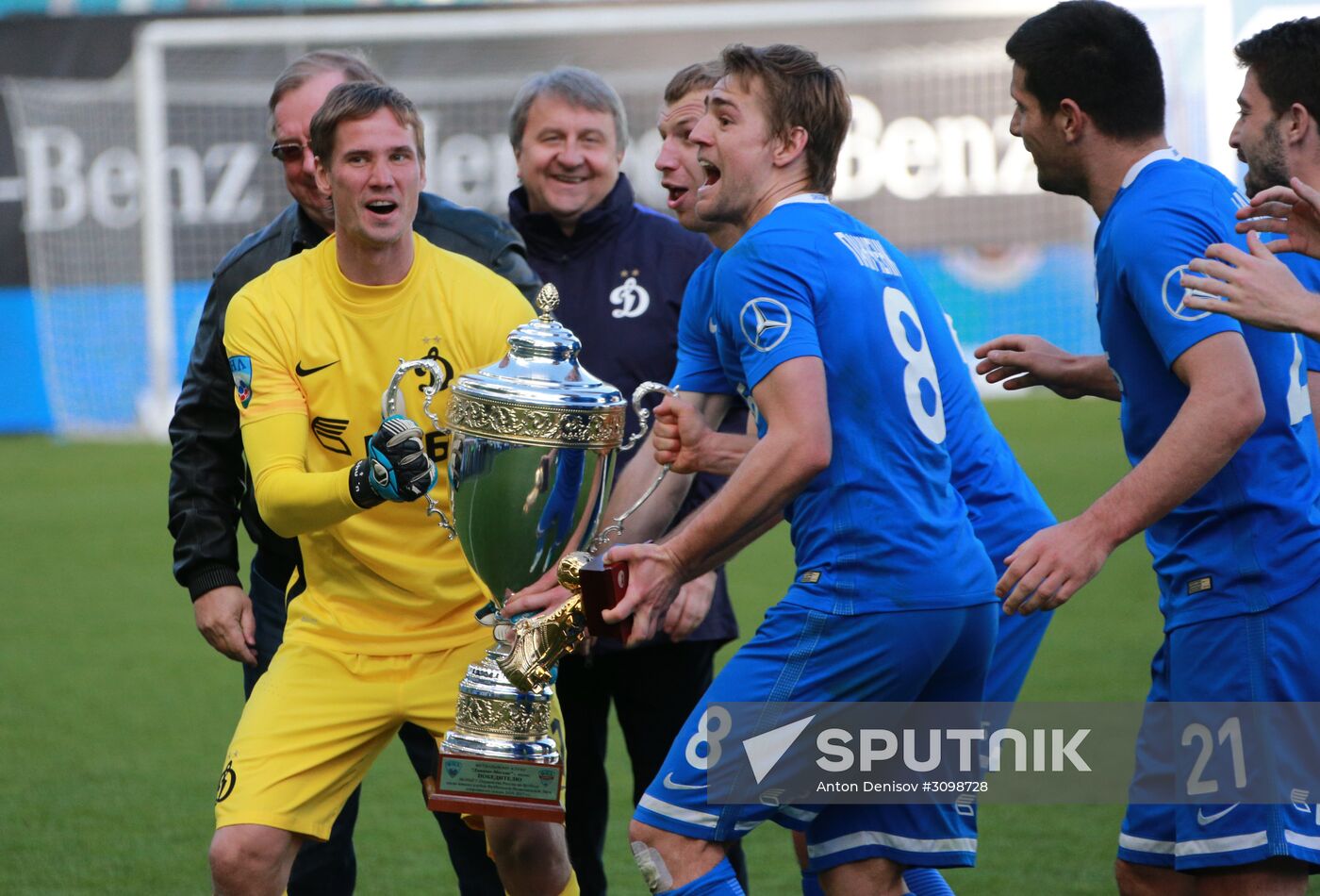 Russian Football National League. Dynamo vs. Shinnik