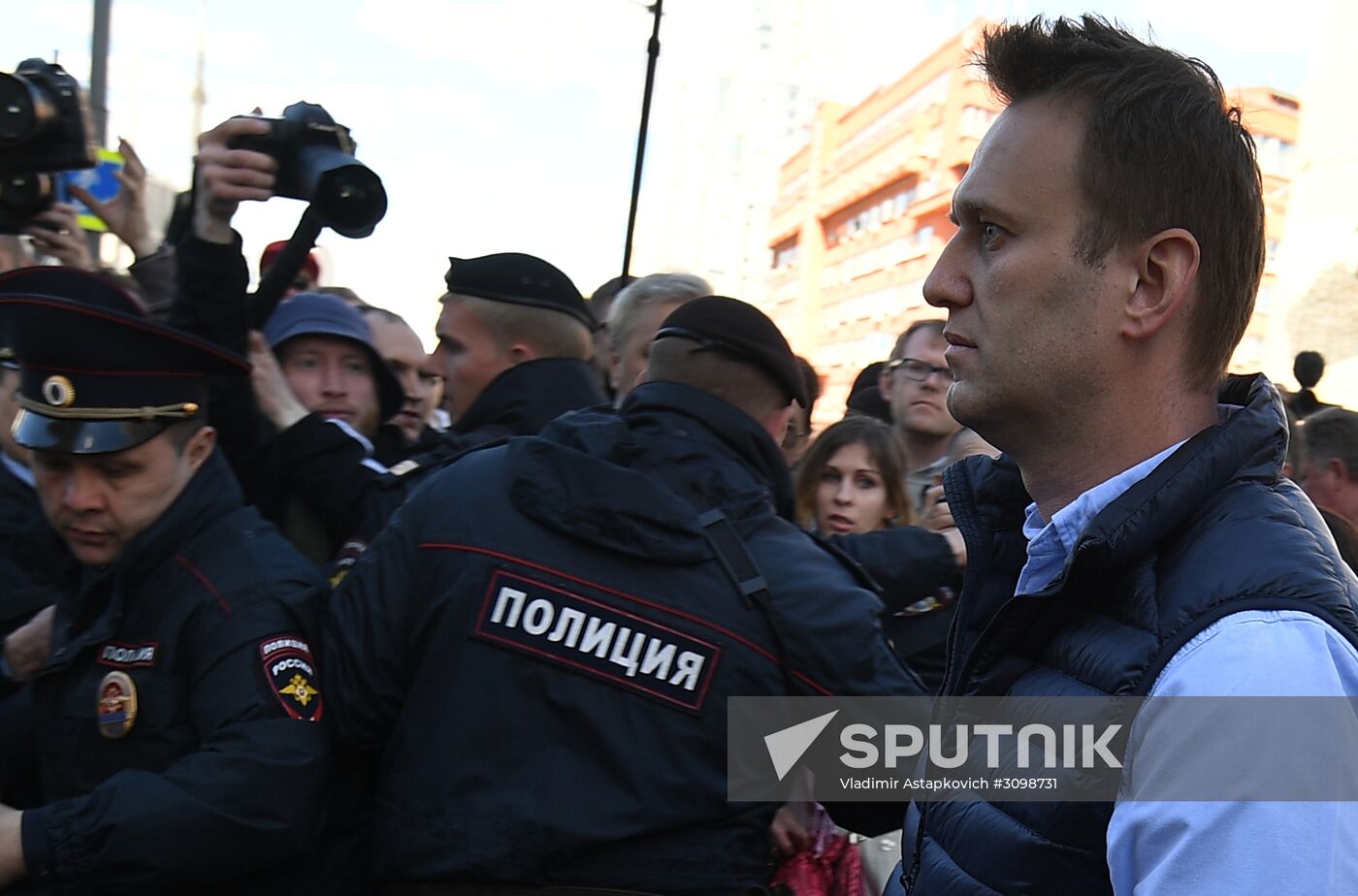 Rally against demolition of Khrushchev-era five-story buildings in Moscow