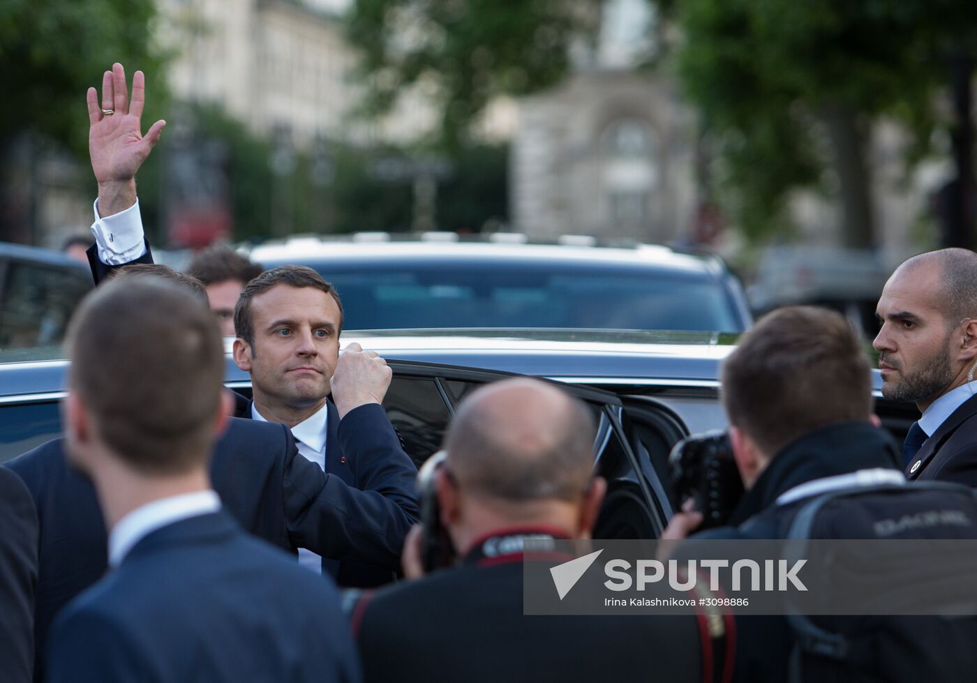Emmanuel Macron sworn in as French President