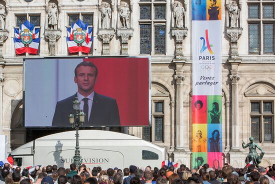 Emmanuel Macron sworn in as French President