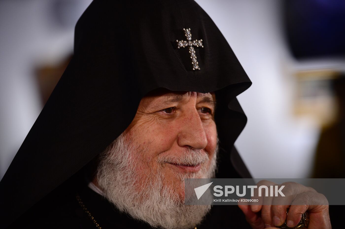 Supreme Patriarch and Catholicos of All Armenians Karekin II arrives in Moscow