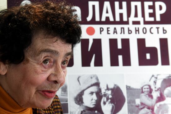 Unveiling photo exhibition "Olga Lander. Expanded reality of war"