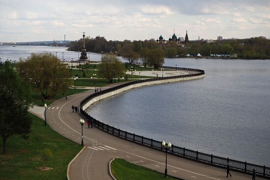 Cities of Russia. Yaroslavl