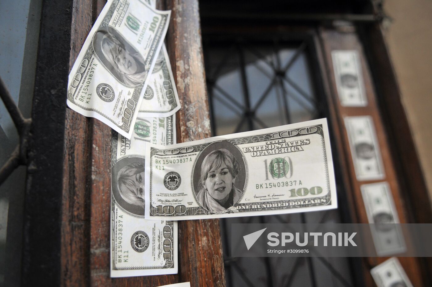 Lviv residents protest communal property thefts by local authorities