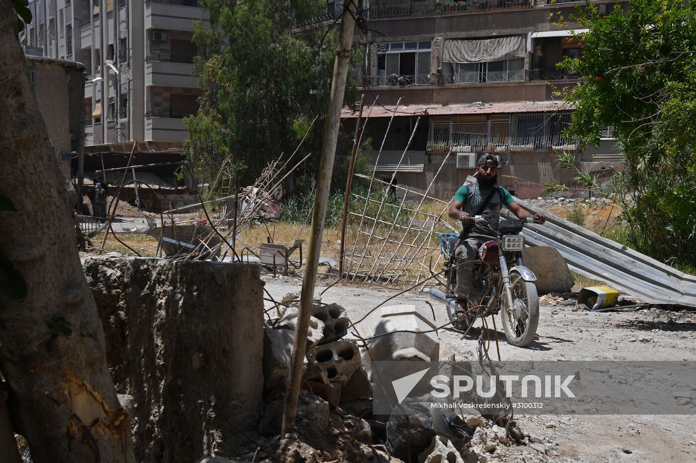 Situation in Qaboun neighborhood in Damascus suburb
