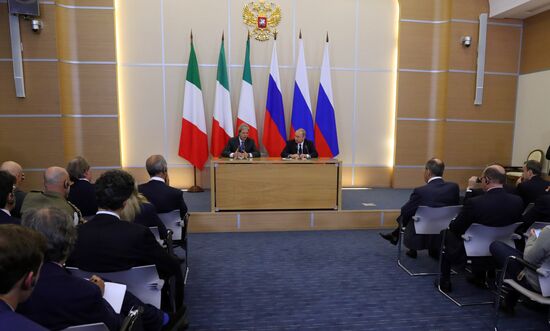 President Vladimir Putin meets with Prime Minister of Italy Paolo Gentiloni