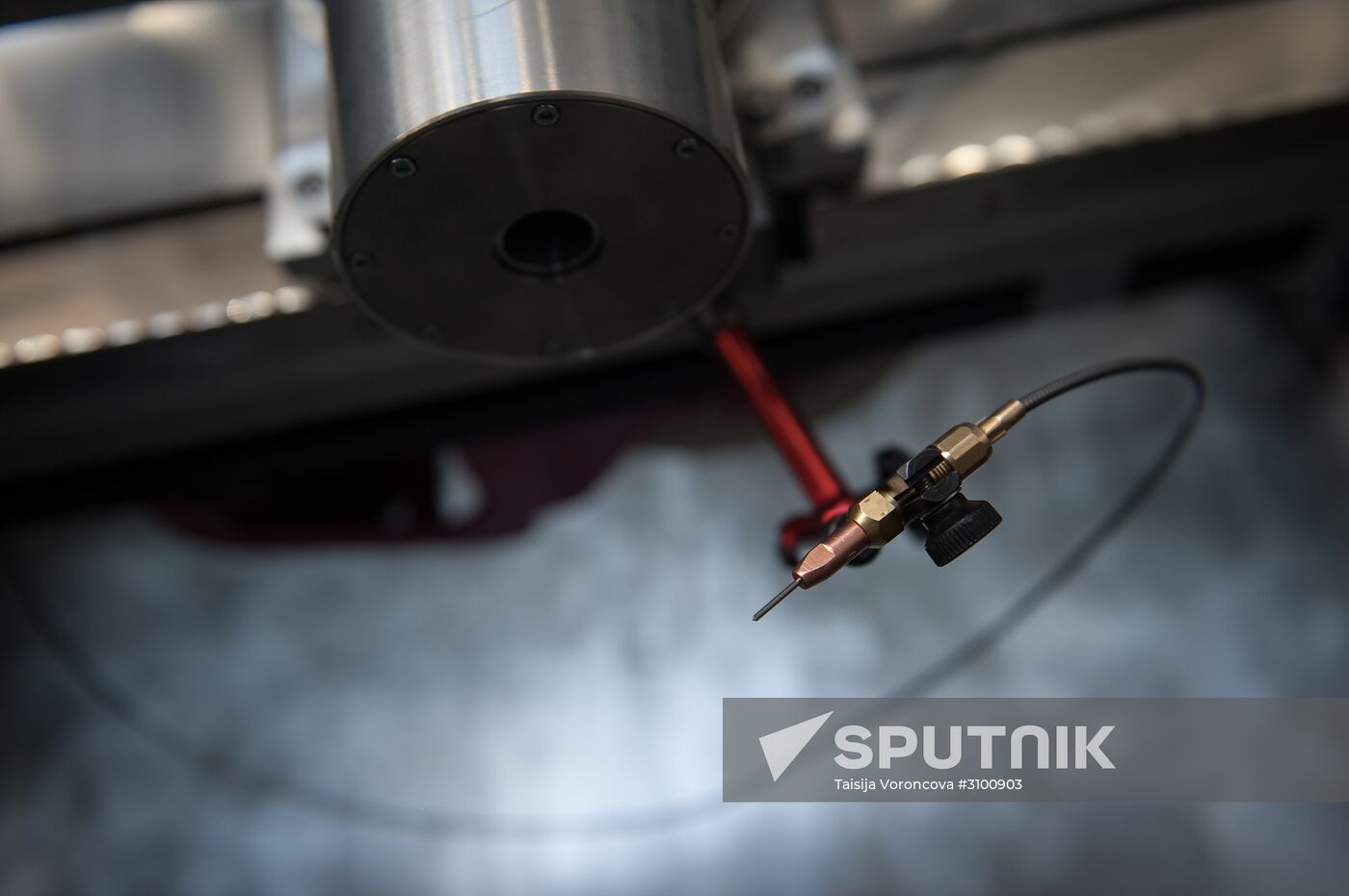 Presentation of 3D printer producing large metalware in Tomsk