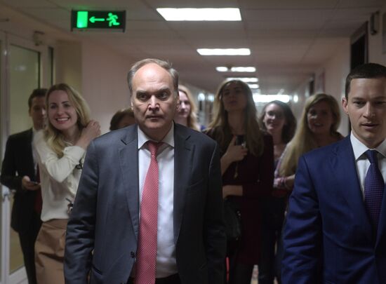 Deputy Foreign Minister Anatoly Antonov visits State Duma