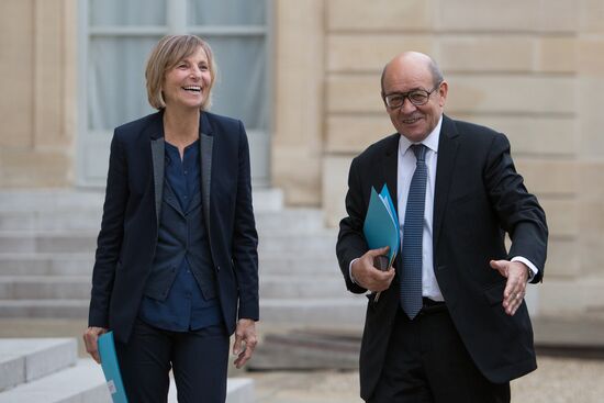 First meeting of new French Cabinet