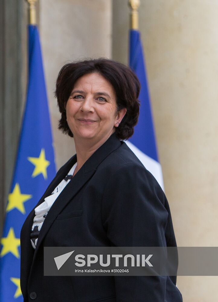 First meeting of new French cabinet