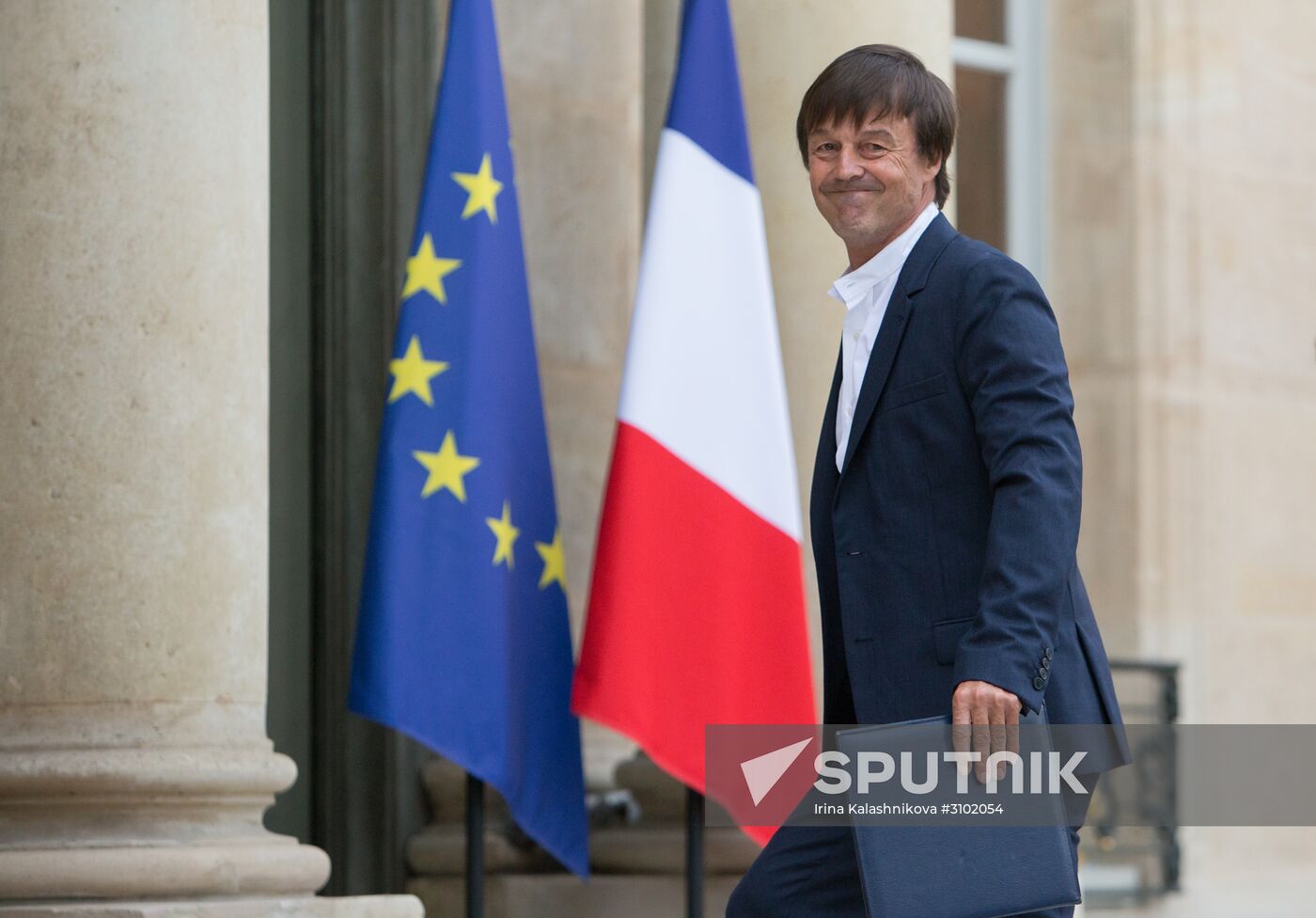 First meeting of new French Cabinet