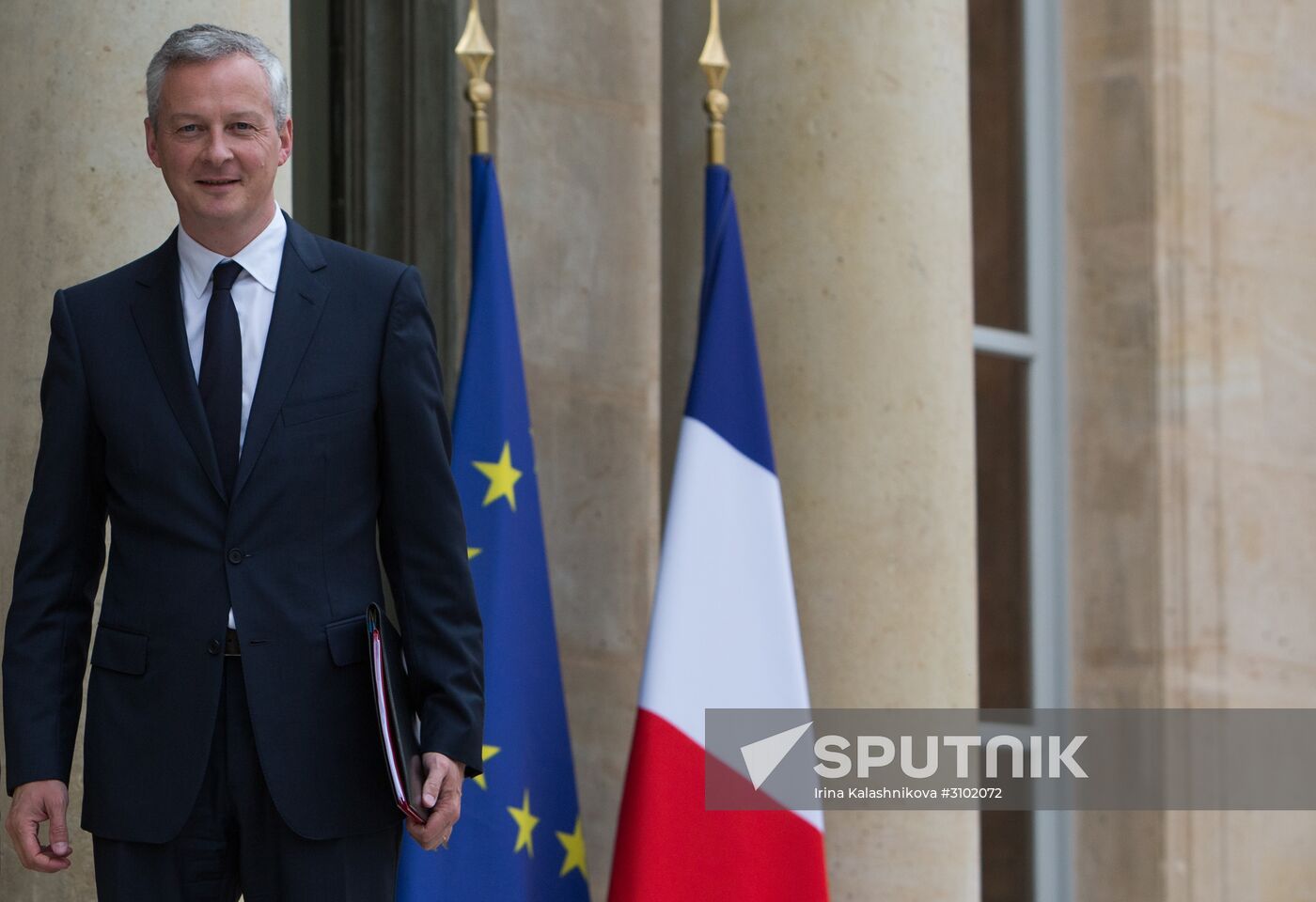 First meeting of new French Cabinet
