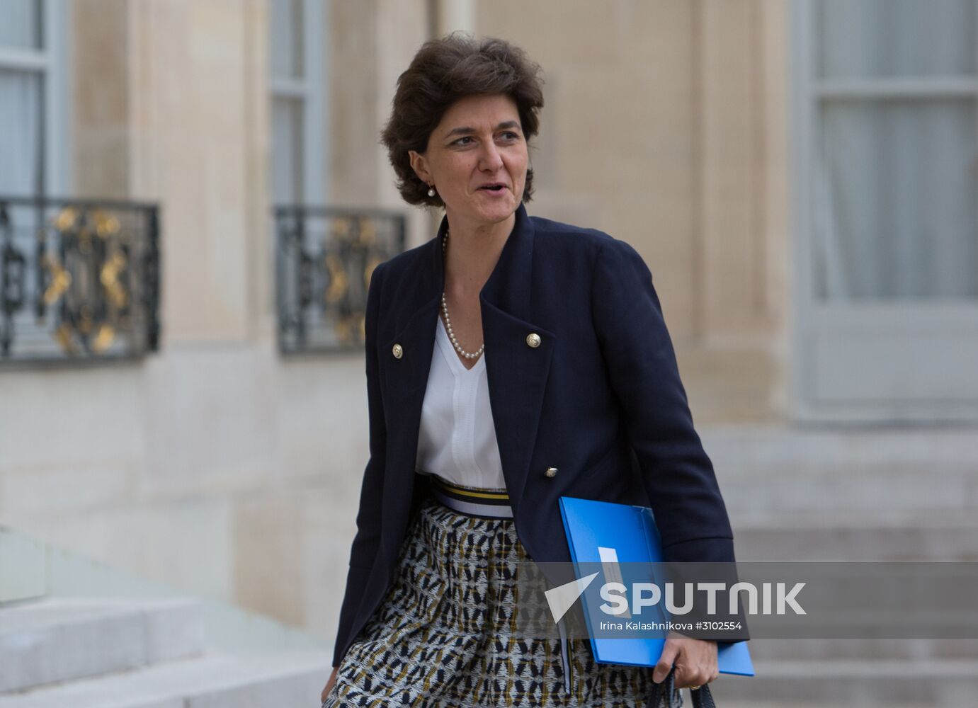 First meeting of new French Cabinet