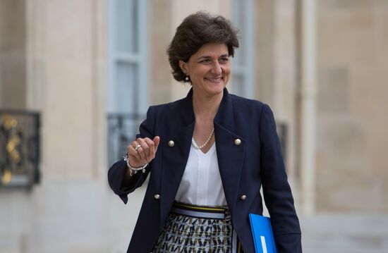 First meeting of new French Cabinet