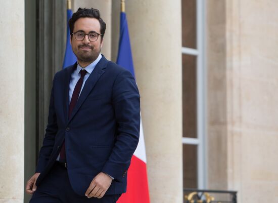 First meeting of new French Cabinet