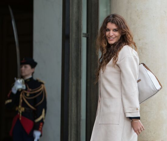 First meeting of new French cabinet