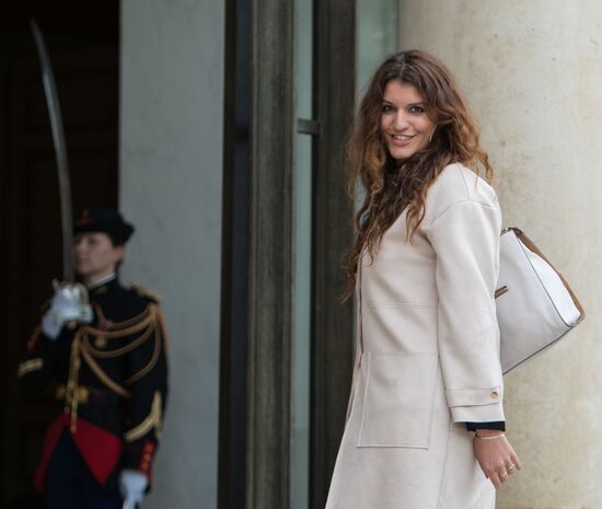 First meeting of new French cabinet