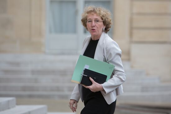 First meeting of new French Cabinet