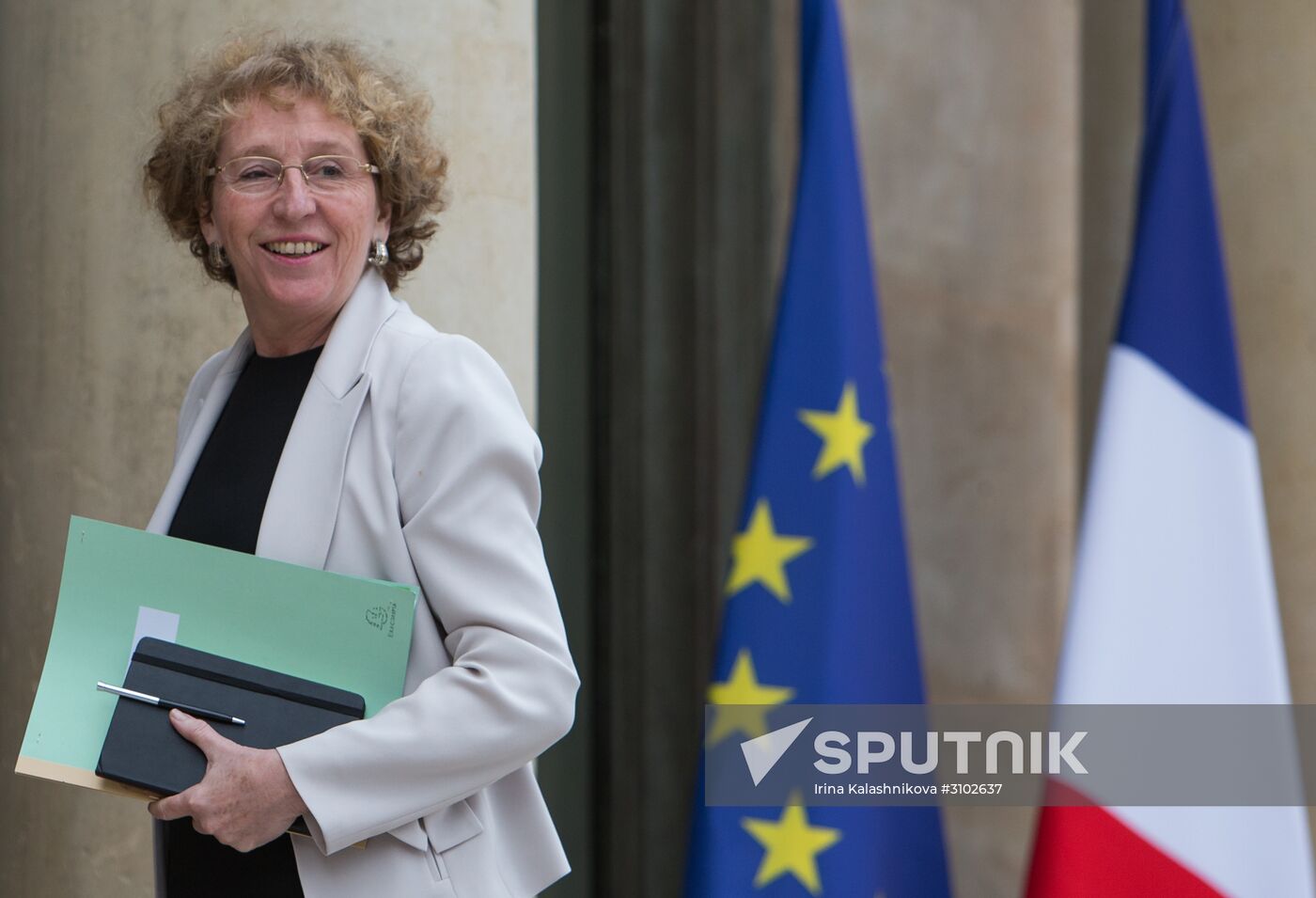 First meeting of new French Cabinet