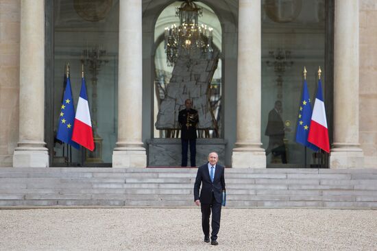First meeting of new French Cabinet
