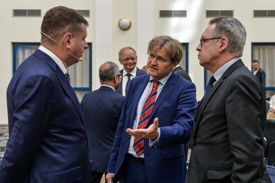First Russian-German Social Dialogue