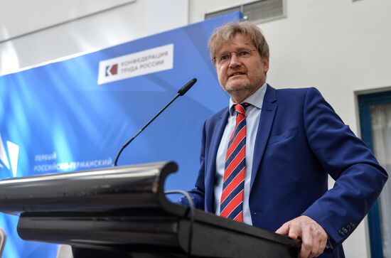 First Russian-German Social Dialogue