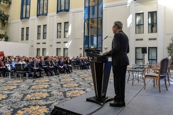 First Russian-German Social Dialogue
