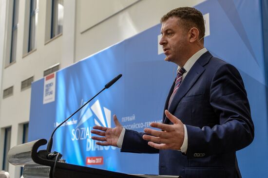 First Russian-German Social Dialogue