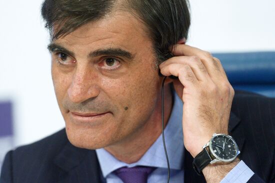 News conference given by Ernesto Ramirez Rigo, IMF Mission Chief for Russia