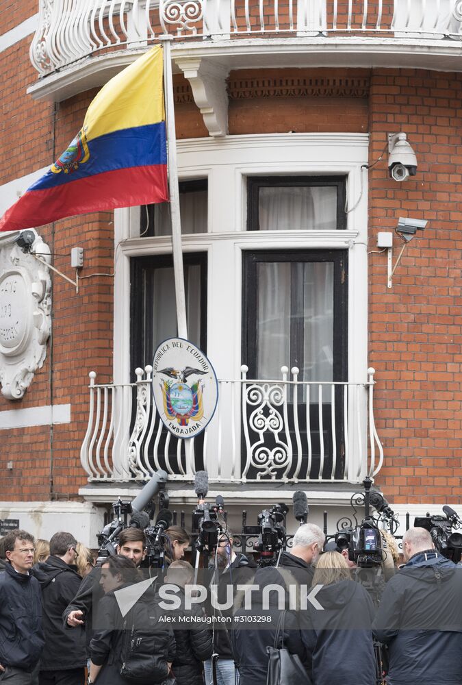 Sweden's prosecutors drop investigation into Assange case