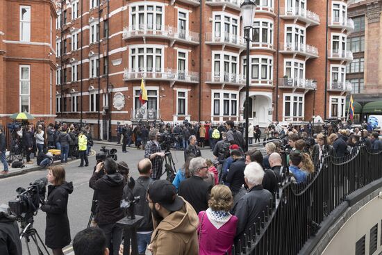 Sweden's prosecutors drop investigation into Assange case