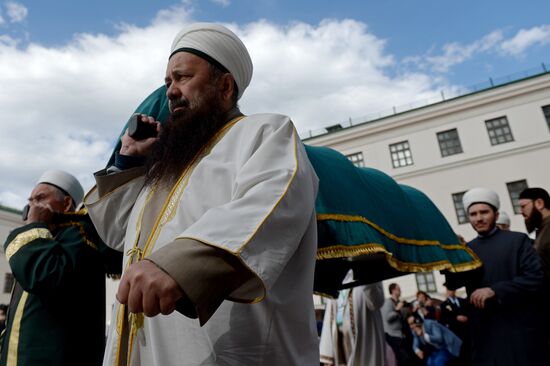 Kazan khans reburial ceremony