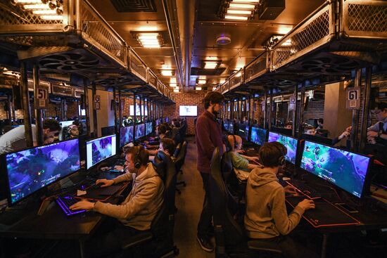 Yota Arena for cyber sport opens