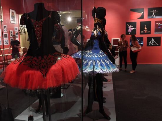 Exhibition "Benois de la Danse: 25 Years" unveiled