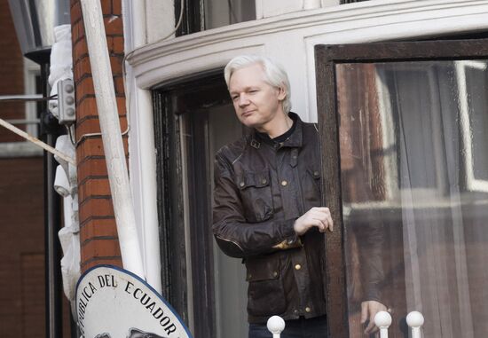 Sweden's prosecutors drop investigation into Assange case