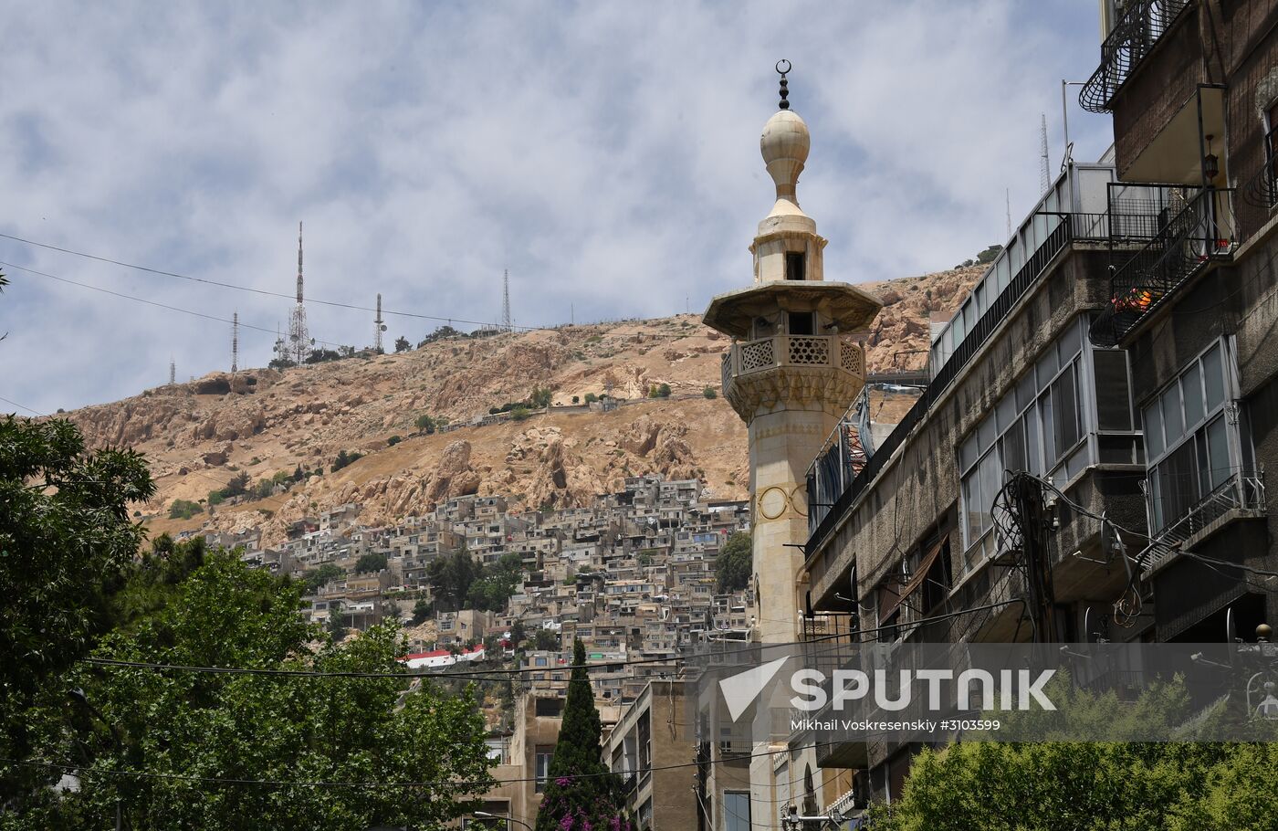 Peaceful life in Damascus