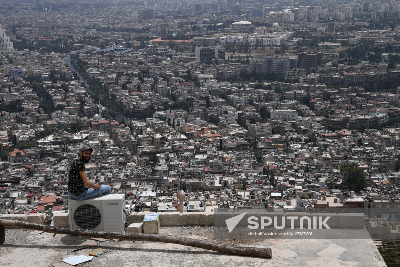 Peaceful life in Damascus